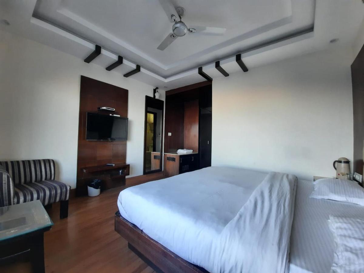 Hotel Basera 穆索里 外观 照片
