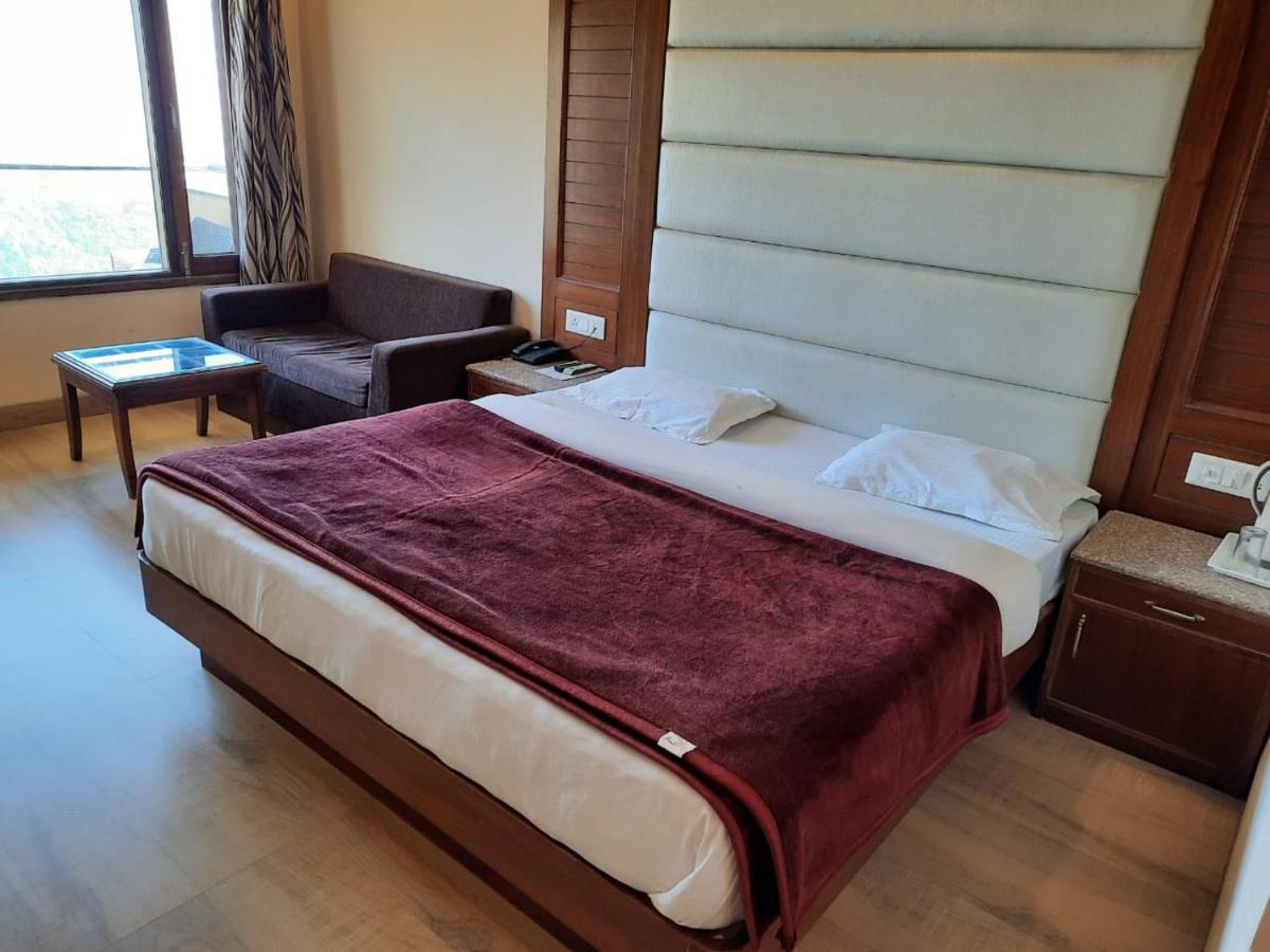 Hotel Basera 穆索里 外观 照片