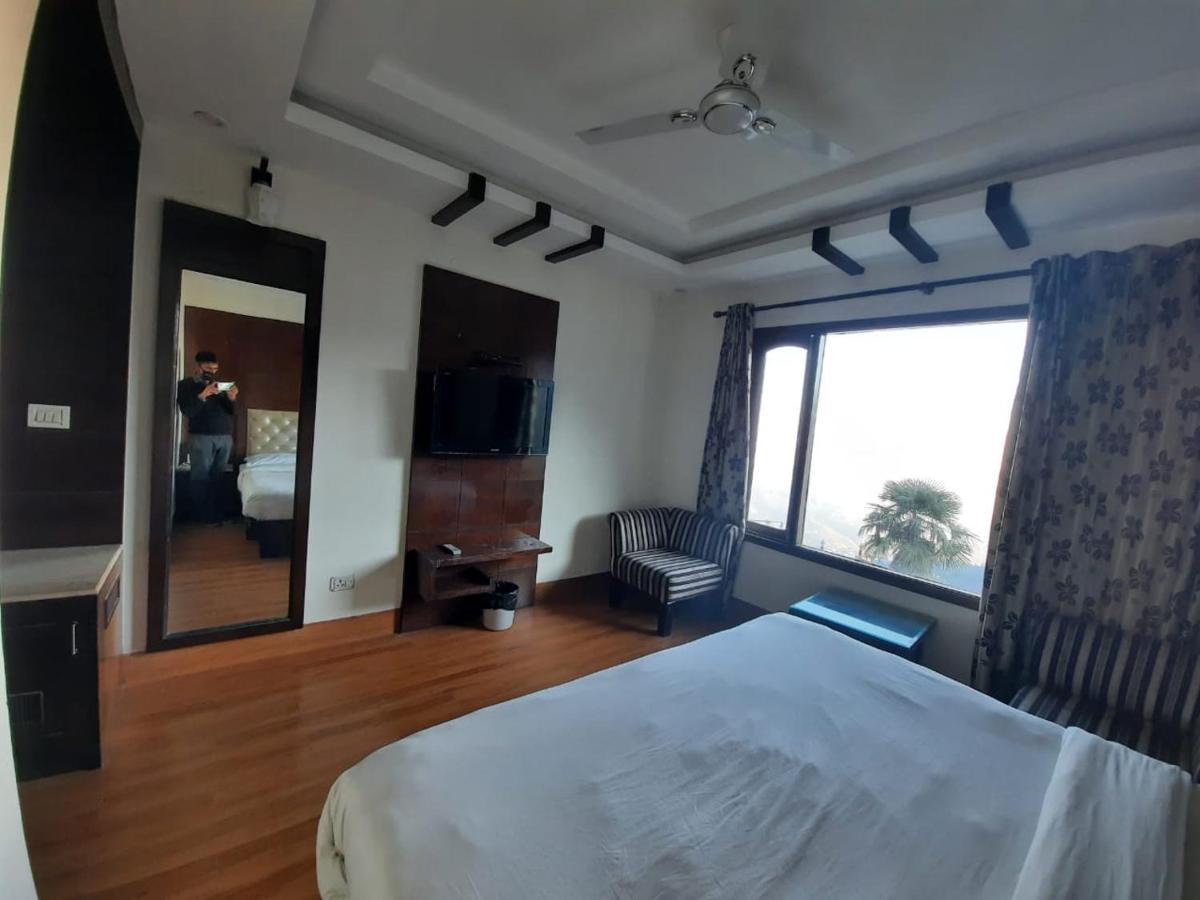 Hotel Basera 穆索里 外观 照片
