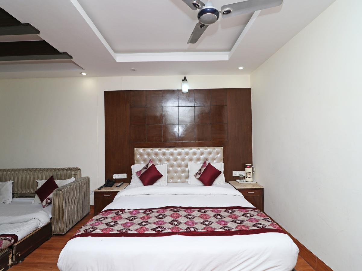 Hotel Basera 穆索里 外观 照片