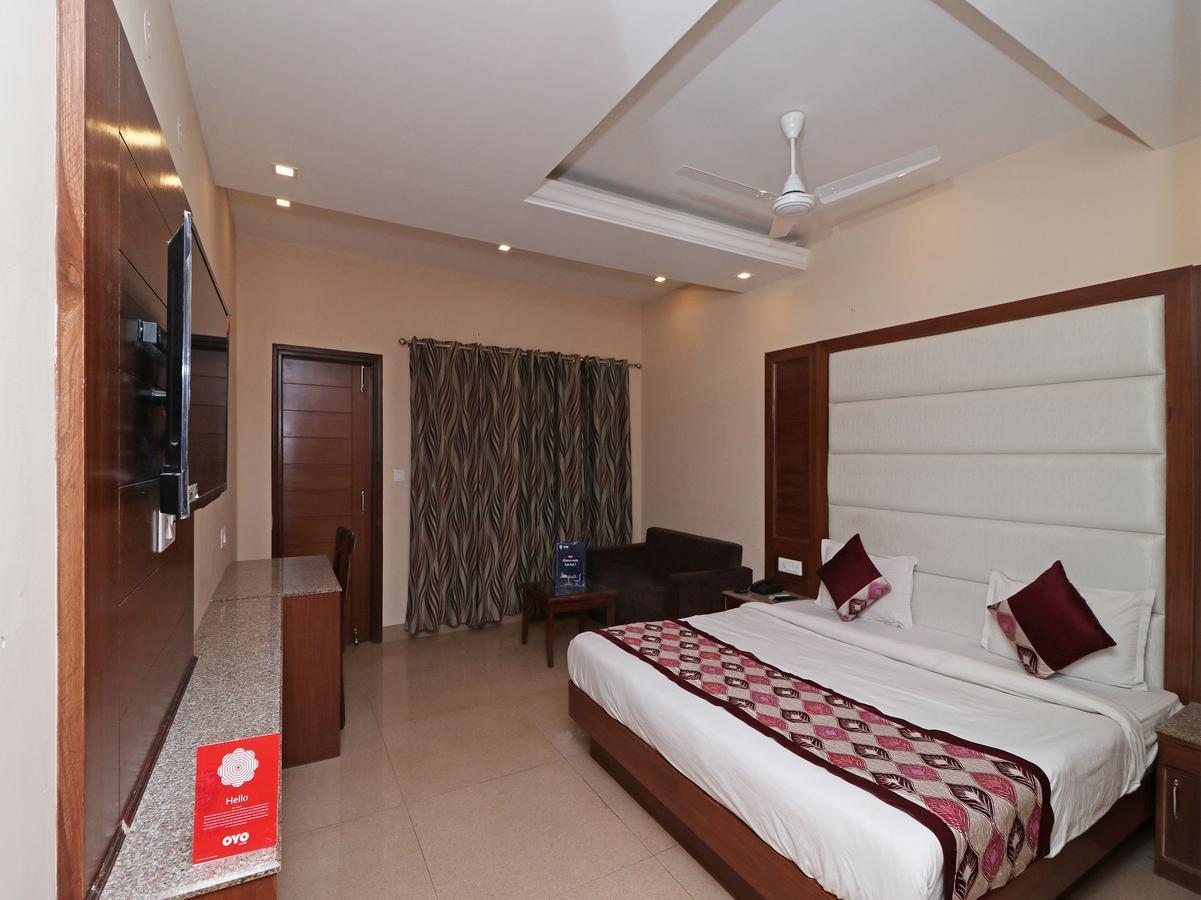 Hotel Basera 穆索里 外观 照片