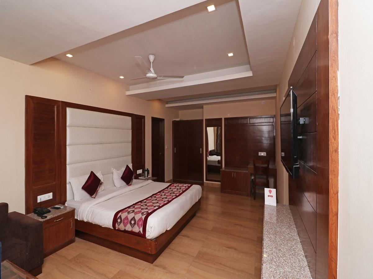 Hotel Basera 穆索里 外观 照片